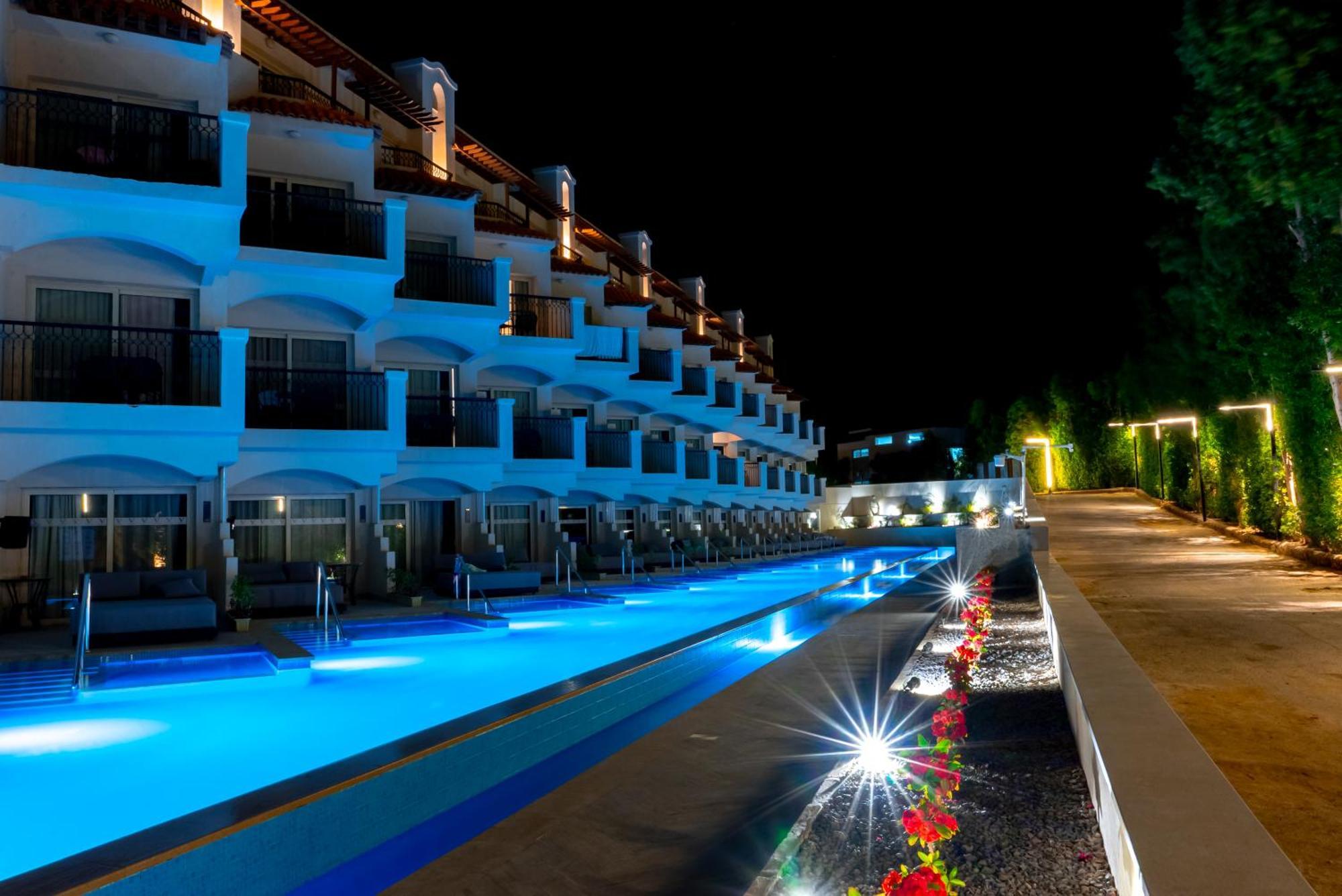 The V Luxury Resort Sahl Hasheesh Hurghada Bagian luar foto